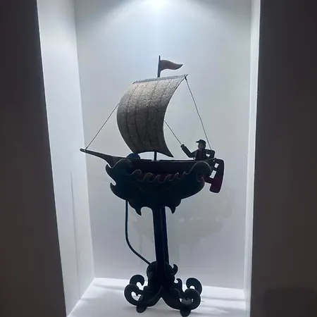 La Apartment *